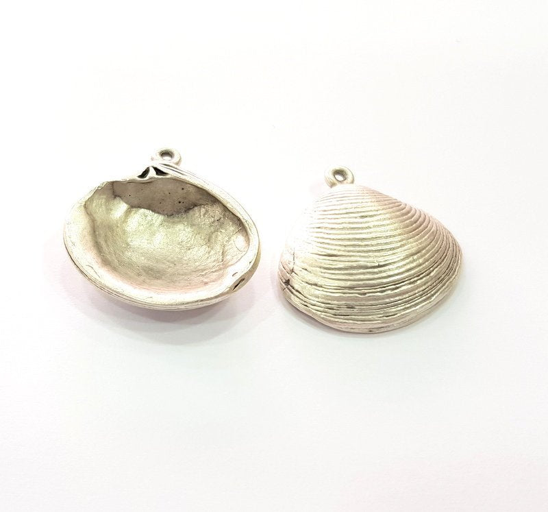 2 Oyster Charms Shell Charm Mussel Charms Sea Ocean Silver Charms Antique Silver Plated Metal (28x26mm) G14580
