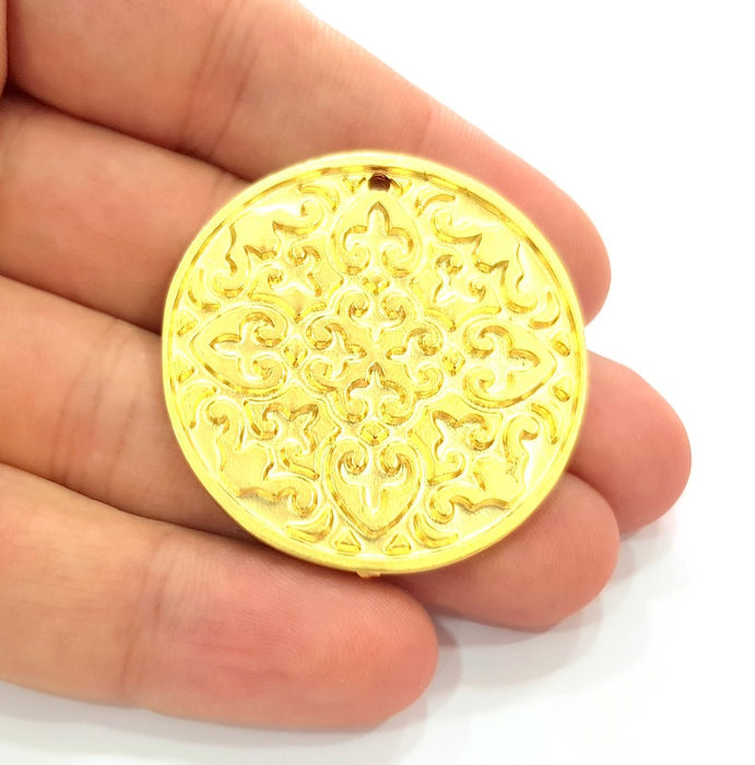 Gold Medallion Pendant Gold Plated Metal (42mm)  G14302