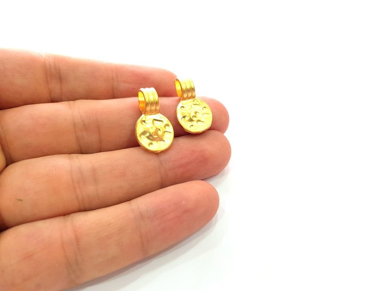 4 Hammered Round Charm Gold Charms Gold Plated Metal (13mm)  G14305