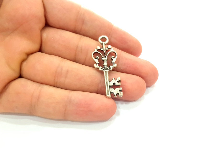 4 Key Charm Silver Charms Antique Silver Plated Metal (41x16mm) G14333