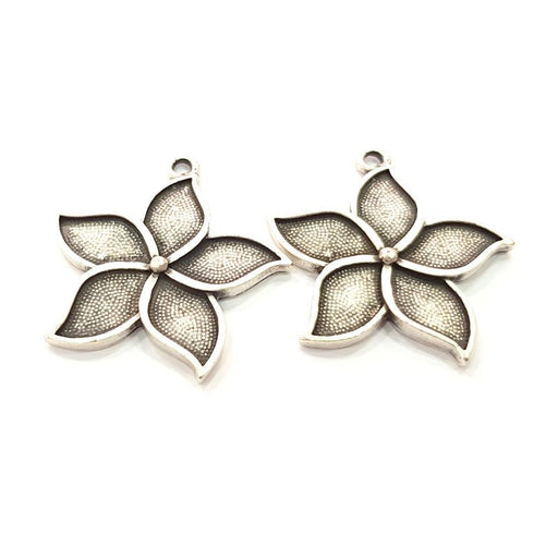 2 Flower Charm Silver Charms Antique Silver Plated Metal (30mm) G14682