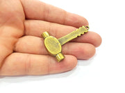 Hammer Pendant Antique Bronze Pendant Antique Bronze Plated Metal Pendant (50x32mm) G14740