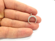 10 Crescent Charm Silver Moon Charm Antique Silver Plated Pendants  (20x17 mm)  G14934