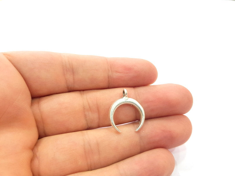 10 Crescent Charm Silver Moon Charm Antique Silver Plated Pendants  (20x17 mm)  G14934
