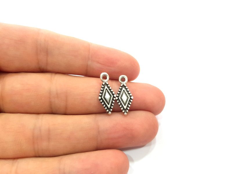 20 Silver Charm Antique Silver Plated Metal (19x8mm)  G14951