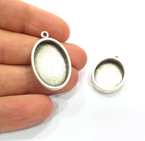 2 Silver Base Blank inlay Blank Pendant Base Resin Blank Mosaic Mountings Antique Silver Plated Metal (25x18 mm oval blank )  G15231