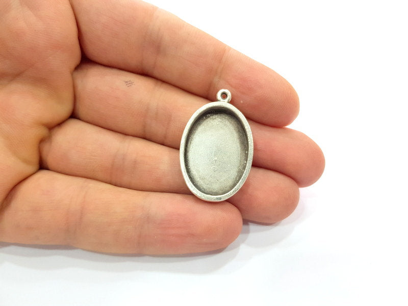 2 Silver Base Blank inlay Blank Pendant Base Resin Blank Mosaic Mountings Antique Silver Plated Metal (25x18 mm oval blank )  G15231