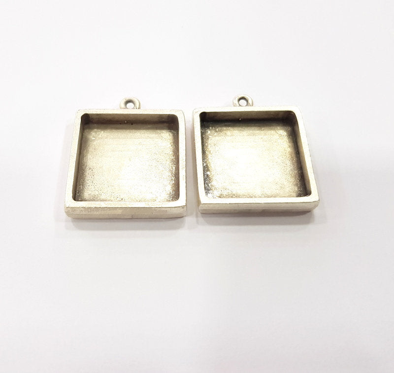 2 Silver Base Blank inlay Pendant Blank Base Resin Blank Mosaic Mountings Antique Silver Plated Metal (20x20mm blank )  G16103