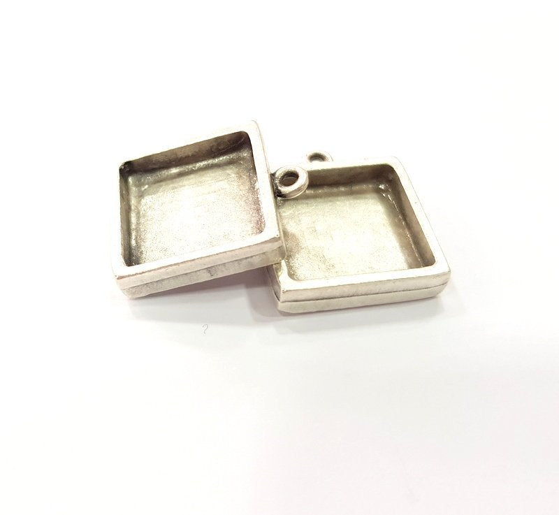 2 Silver Base Blank inlay Pendant Blank Base Resin Blank Mosaic Mountings Antique Silver Plated Metal (16x16mm blank )  G15282
