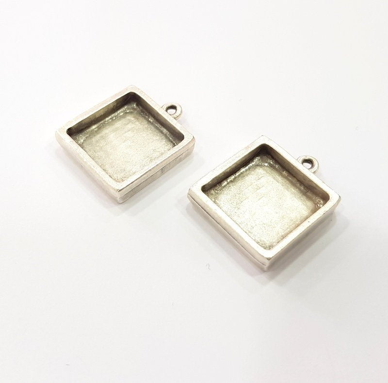 2 Silver Base Blank inlay Pendant Blank Base Resin Blank Mosaic Mountings Antique Silver Plated Metal (16x16mm blank )  G15282
