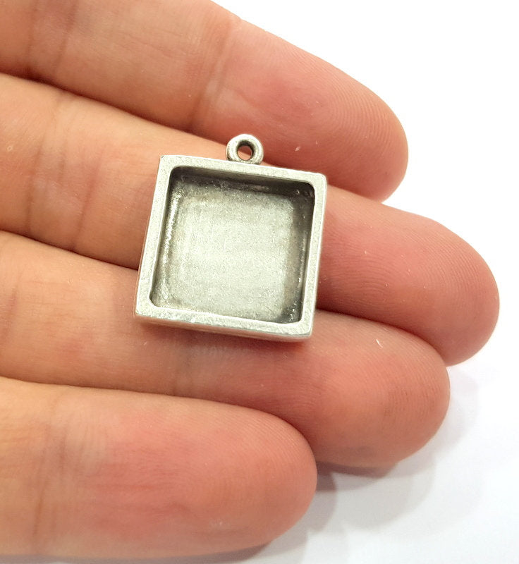 2 Silver Base Blank inlay Pendant Blank Base Resin Blank Mosaic Mountings Antique Silver Plated Metal (16x16mm blank )  G15282