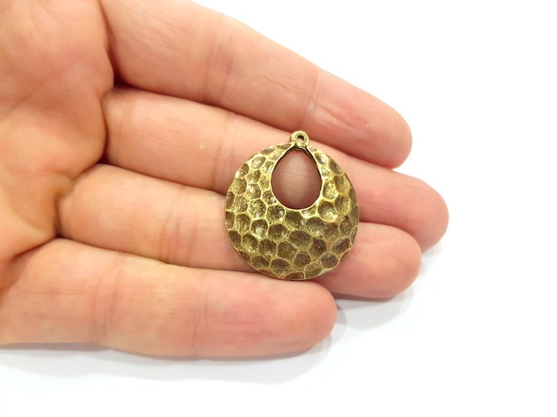 2 Hammered Round Charms Antique Bronze Charm Antique Bronze Plated Metal  (28mm) G15334