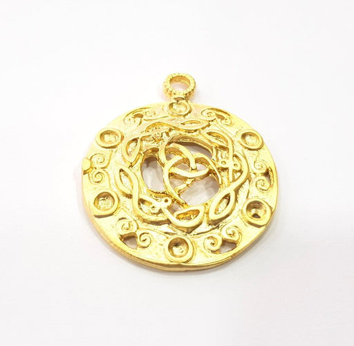 Gold Round Pendant Gold Plated Metal (36mm)  G15368