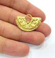 Folded Circle Charm Gold Charms Gold Plated Metal (30x20mm)  G15372