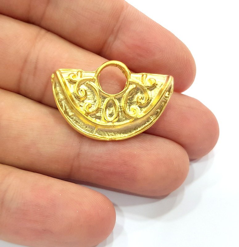 Folded Circle Charm Gold Charms Gold Plated Metal (30x20mm)  G15372