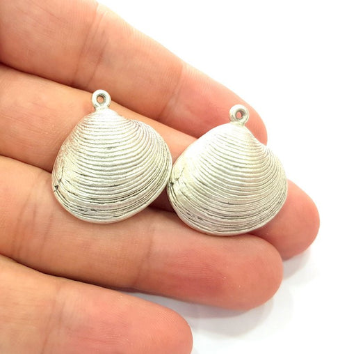 2 Oyster Charms Shell Charm Mussel Charms Sea Ocean Silver Charms Antique Silver Plated Metal (28x26mm) G14580