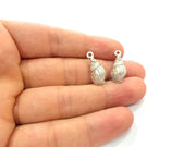 4 Oyster Charms Shell Charm Mussel Charms Sea Ocean Silver Charms Antique Silver Plated Metal (21x9mm) G14584