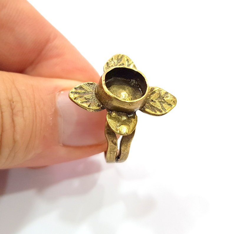 Antique Bronze Ring Blank Backs Ring Setting inlay Blank Mosaic Bezel Base Cabochon Mountings (10mm Blank)Antique Bronze Plated Brass G15427