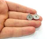 10 Silver Round Charm Antique Silver Plated Metal (13 mm)  G15495