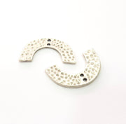 5 Hammered Semi Circle Hammered U Charms Antique Silver Plated Metal (30x15 mm)  G15496