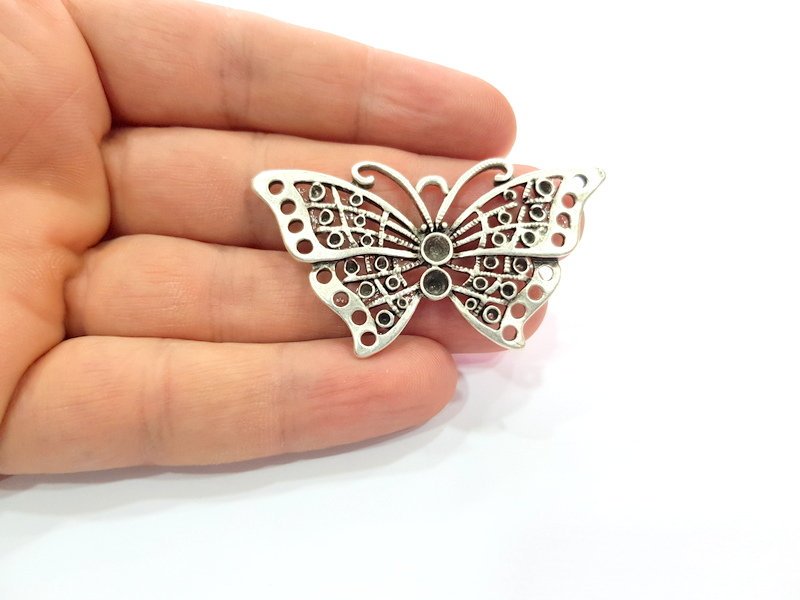 Butterfly Pendant Silver Pendant Antique Silver Plated Metal (58x32mm) G15503