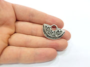 2 Antique Silver Plated Charm Antique Silver Plated Metal (31x21 mm)  G15512