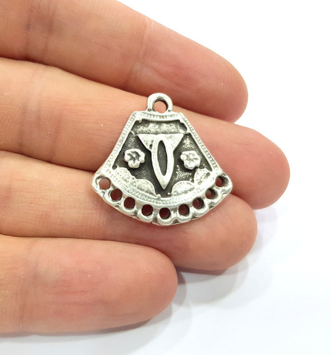 2 Antique Silver Plated Charm Antique Silver Plated Metal (27x26 mm)  G15513