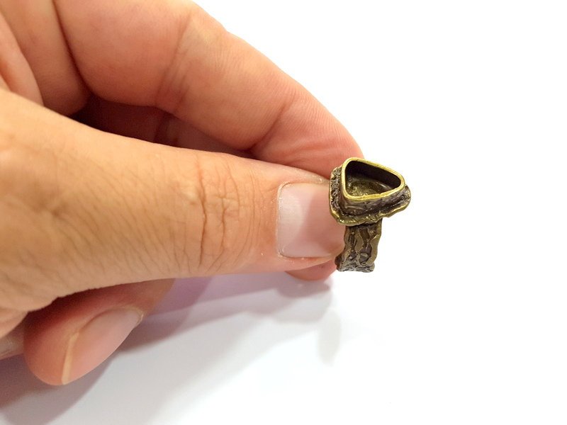 Antique Bronze Ring Blank Ring Setting inlay Blank Mosaic Bezel Base Cabochon Mountings ( 9x7 mm blank) Antique Bronze Plated Brass G14626