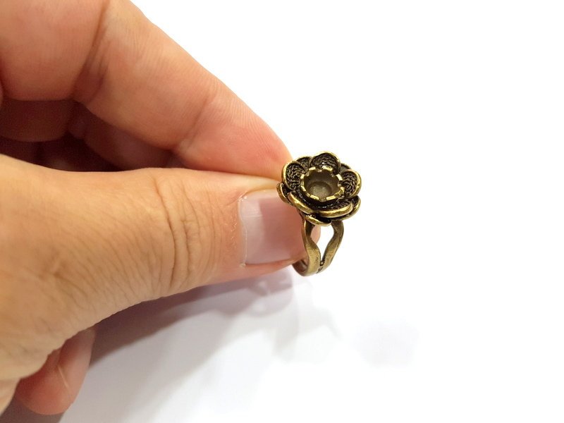 Rose Ring Blank Ring Setting Bezel Base Cabochon Mountings (6mm Blank) Antique Bronze Plated Brass G15579