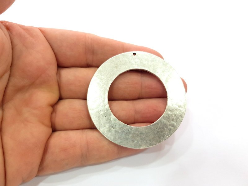 Circle Pendant Silver Pendant Antique Silver Plated Metal (56mm) G14694