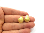 4 Shell Charm Oyster Charms Mussel Charms Sea Ocean Gold Pendant Gold Plated Shell Pendant (18x13mm)  G14711