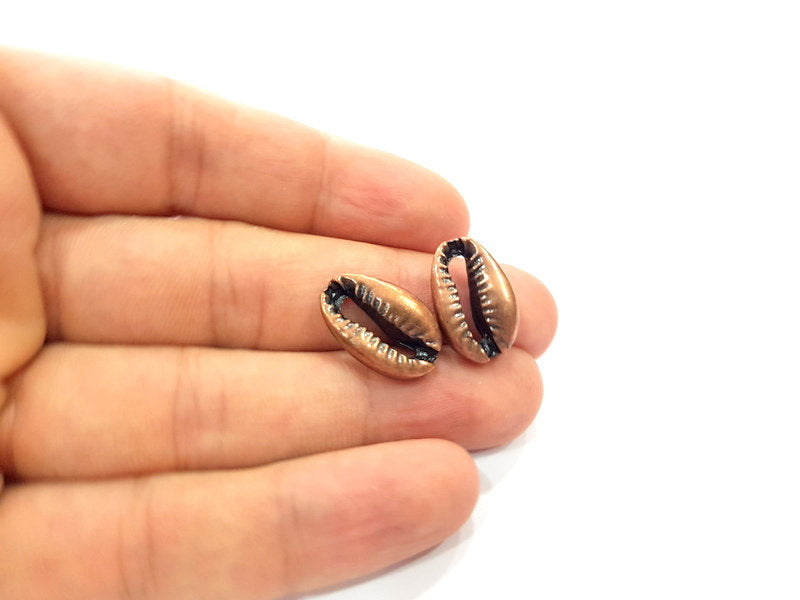 4 Cowrie Shell Charms Antique Copper Charm Antique Copper Plated Metal (20x13mm) G14735