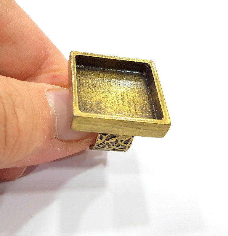 Antique Bronze Ring Blank Setting Cabochon Base inlay Ring Backs Mounting Adjustable Ring Bezel (20x20mm blank) Antique Bronze Plated G15670