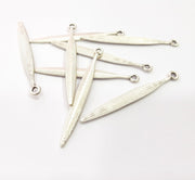 6 Feather Charm Silver Charm Antique Silver Plated Metal (54x5 mm)  G15695