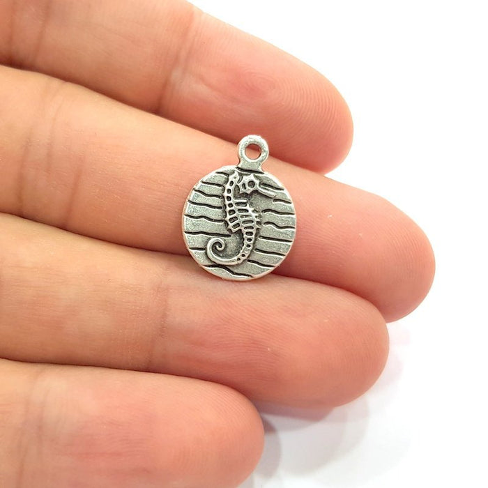 10 Seahorse Charm Silver Charm Antique Silver Plated Pendants  (14 mm)  G14940