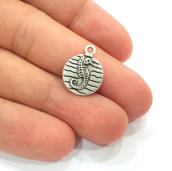 10 Seahorse Charm Silver Charm Antique Silver Plated Pendants  (14 mm)  G14940