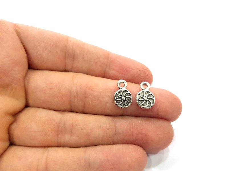 20 Silver Charm Antique Silver Plated Metal (9 mm)  G14945