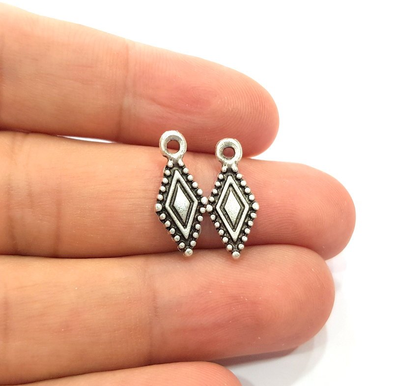 20 Silver Charm Antique Silver Plated Metal (19x8mm)  G14951