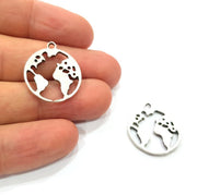 5 World Map Charm Silver Charm Antique Silver Plated Metal (21 mm)  G15706