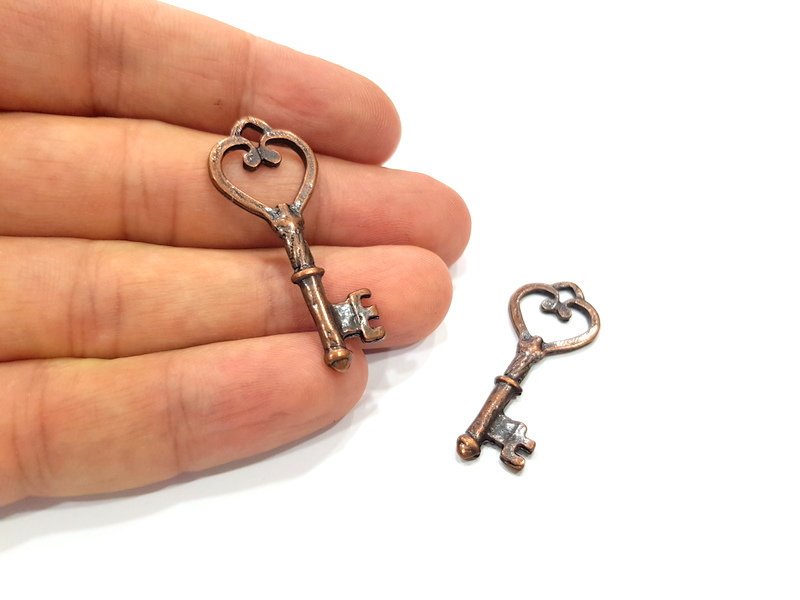 4 Key Charm Antique Copper Charm Antique Copper Plated Metal (41x16mm) G15742