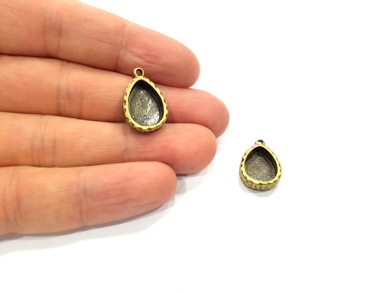 5 Hammered Resin Base Pendant Blank inlay Blank Mosaic Blank Bezel Setting Mountings Antique Bronze Plated Metal (14x10mm drop blank) G15794