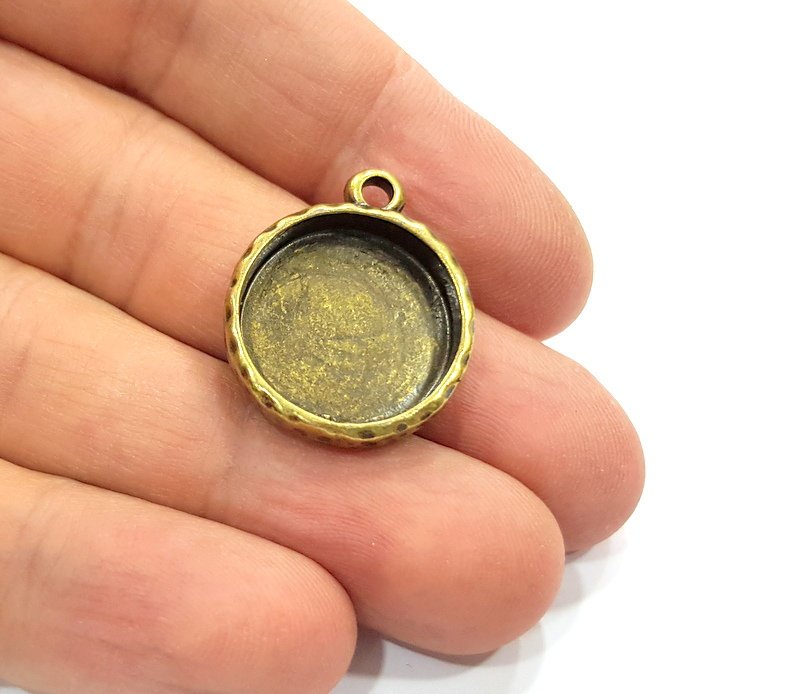2 Hammered Base Resin Base Pendant Blank inlay Blank Mosaic Blank Bezel Setting Mountings Antique Bronze Plated Metal (18mm blank) G15803