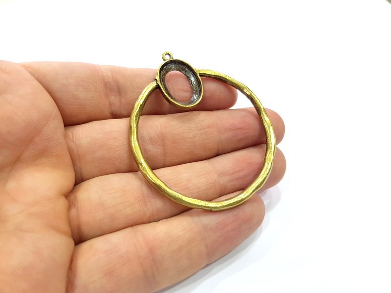 Circle Charm Antique Bronze Charm Antique Bronze Plated Metal  (50mm) G15840