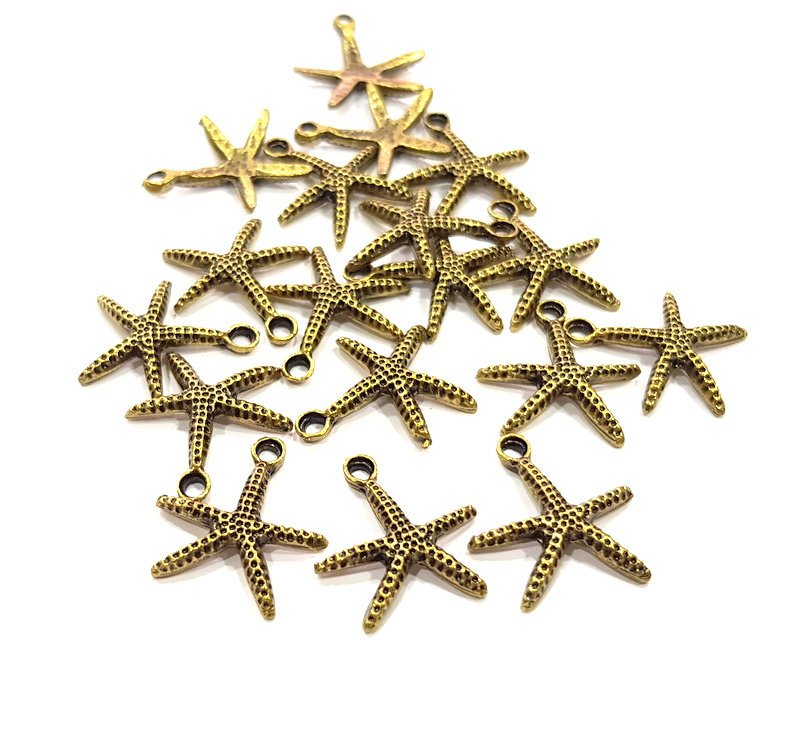 10 Starfish Charm Antique Bronze Plated Metal  (17mm) G15869