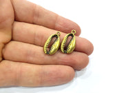 4 Cowrie Shell Charm Antique Bronze Charm Antique Bronze Plated Metal  (24x13mm) G15871