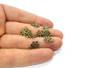 20 Snowflake Charm Antique Bronze Plated Metal  (10mm) G15874