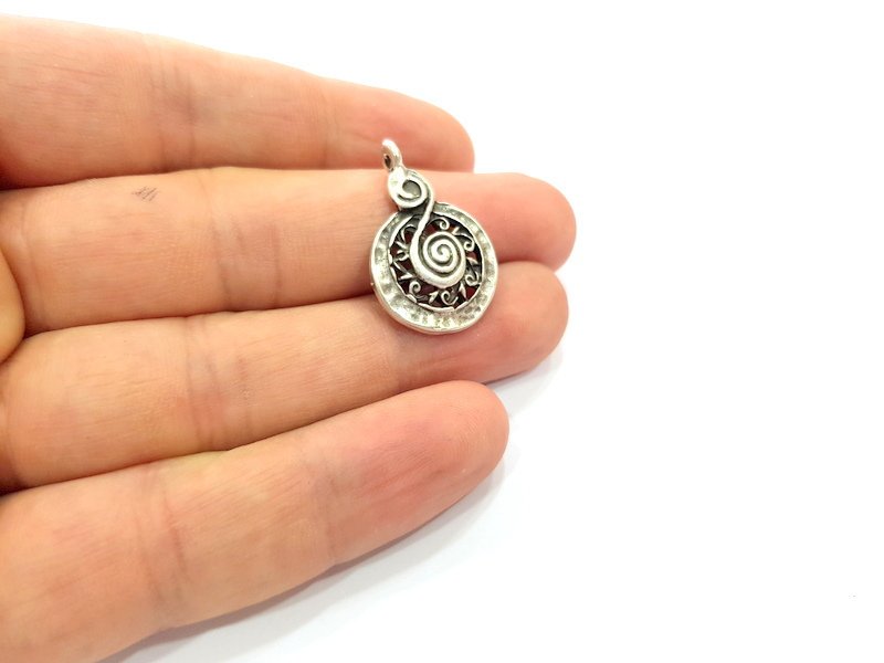 4 Silver Charm Antique Silver Plated Metal (27x18 mm)  G15234