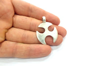 2 Silver Charm Antique Silver Plated Metal (38x30 mm)  G15240