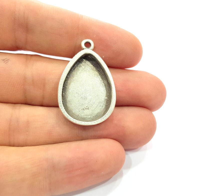 2 Silver Base Blank inlay Blank Pendant Base Resin Blank Mosaic Mountings Antique Silver Plated Metal (25x18 mm drop blank )  G15246
