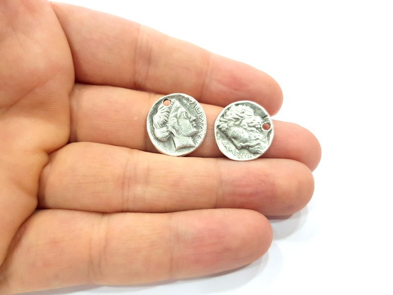 4 Coin Charm Silver Charm Antique Silver Plated Metal (18 mm)  G15295